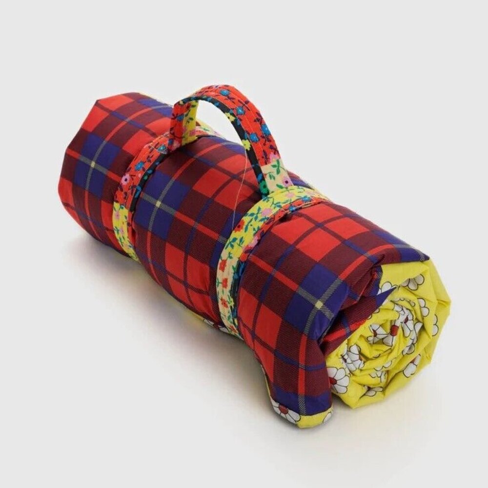 NWT Baggu Puffy Picnic Blanket - Deadstock 90's Flower Mix